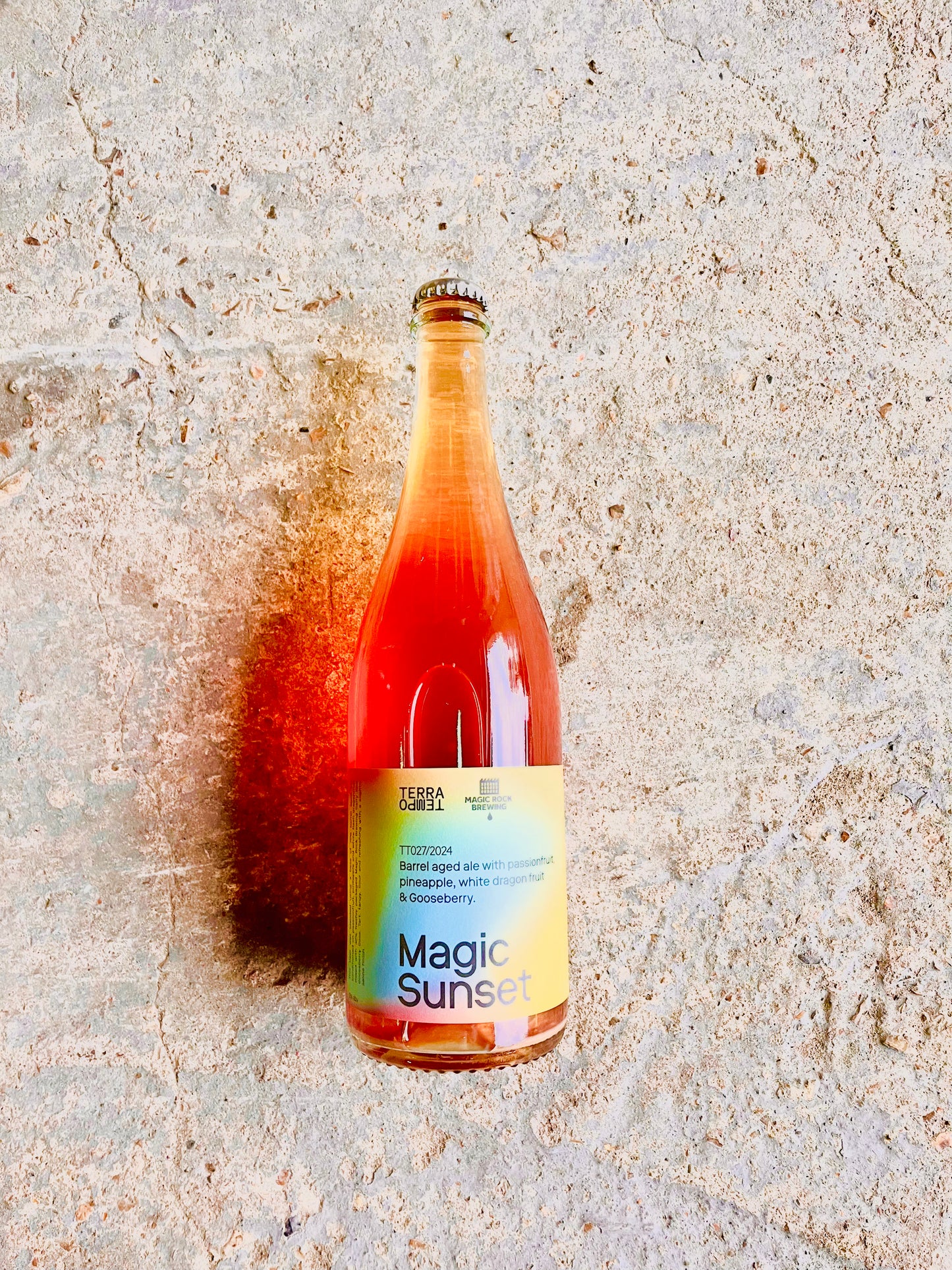 Magic Sunset - Barrel aged ale with Passionfruit, Pineapple, white Dragon fruit and Gooseberry. 5% 750ml